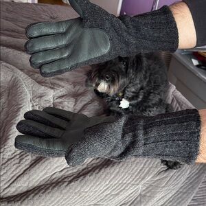 Men's Black and Gray Gloves